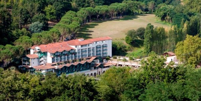 Le Domaine Du Levant Hotel Cambo-les-Bains Bagian luar foto
